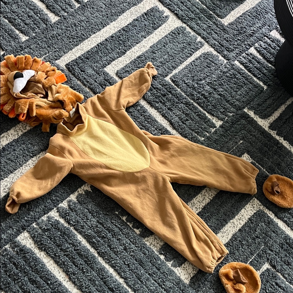 Cozy Lion One Piece Costume for Kids - Tan